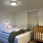 بيت للعطل Family Retreat With Playroom & Views *
