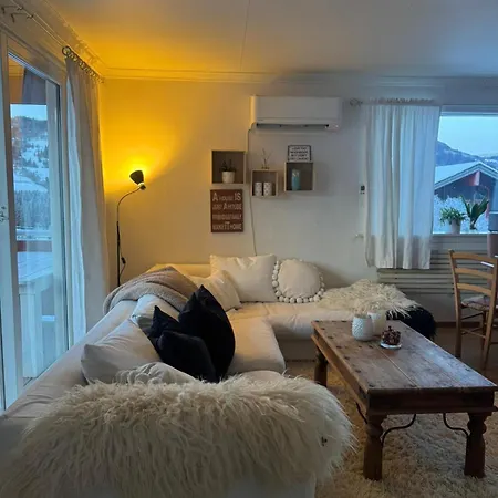 Big Family Home - Panoramic Views - 6 Free Parking Spaces! Holiday home Voss
