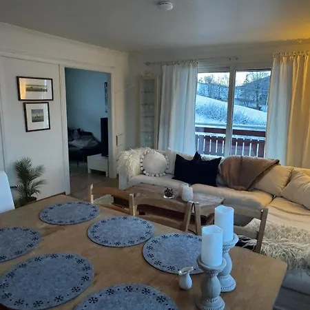Family With Panoramic Views & Free Parking Voss