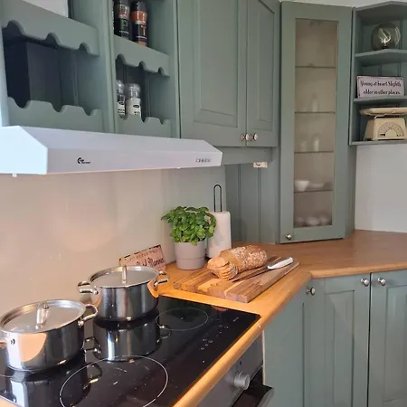 Big Family Home - Panoramic Views - 6 Free Parking Spaces! Holiday home *