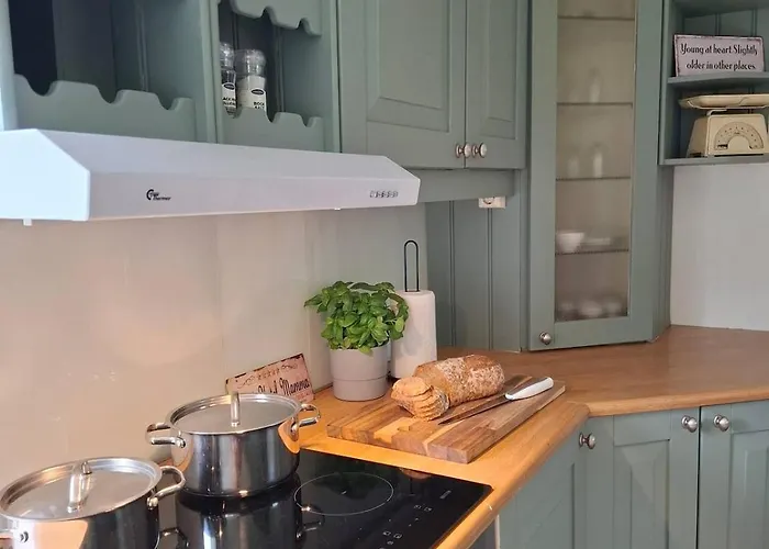 Panoramic Mountain Views, Space For The Whole Family Semesterbostad *